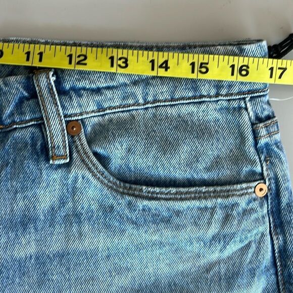 NWT BLANK NYC Baxter Rib Cage Jean With Ripped Knee Size 31 - Picture 10 of 16